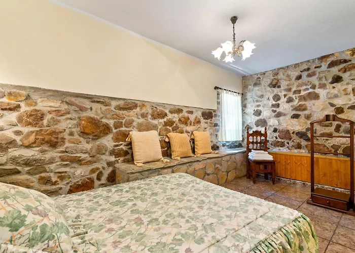 Lorences B 乡村民宿 Caunedo