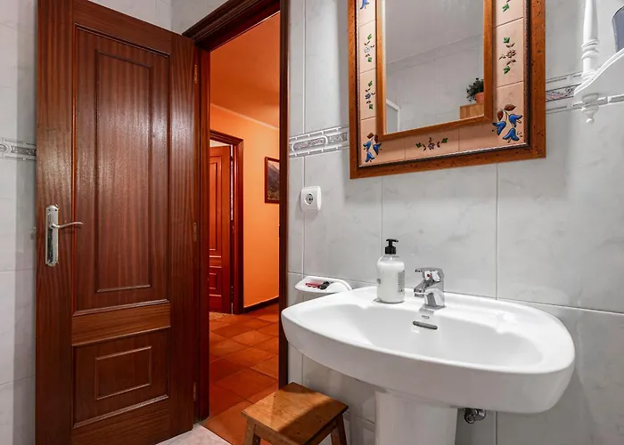 Lorences B 乡村民宿 Caunedo